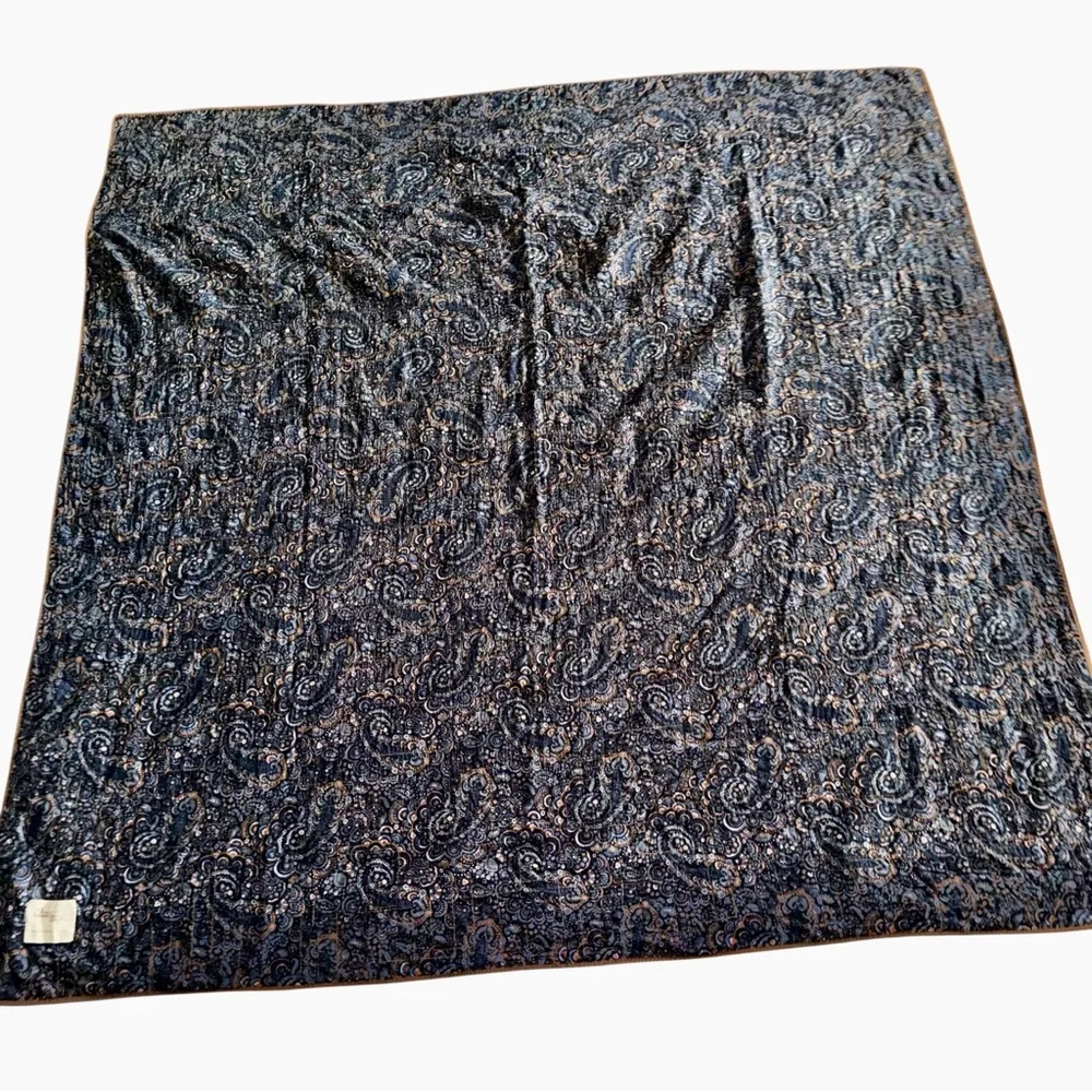 Donna Sharp Blue, Denim, Paisley, Tan Patchwork Quilt Size 87x89